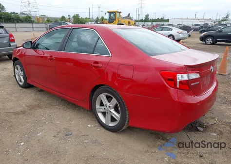 2014 Toyota Camry Se из США, поврежденный, VIN 4T1BF1FK7EU832646